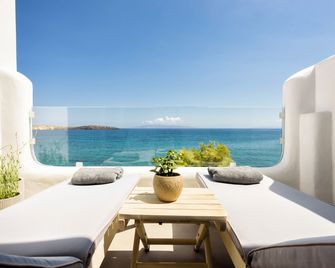 Blue Waves Suites & Apartments - To Kyma - Drios - Balcony