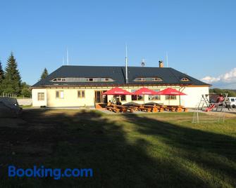 Ea Horský Hotel Hájenka - Modrava - Building