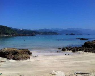 Shimoda Jyuraku Hotel - Shimoda - Strand