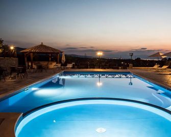 Le Colline del Gelso - Crosia - Piscina