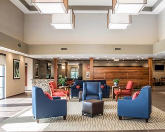 Comfort Suites Hartville-North Canton - Hartville - Lobby