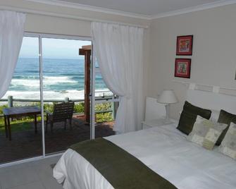 Mes Amis Beach Guest House - Wilderness - Yatak Odası