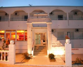 Antonis Hotel - Kefalos - Edificio