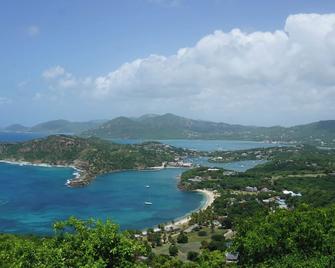 Luxury Villa-Sleeps 6-Private Pool - Jolly Harbour