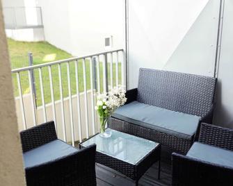 Apartment Passau C - Gargen, Stilvoll, Modern & Cozy im Zentrum von Passau - Passau - Balkon