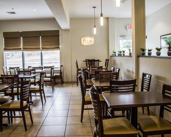 Express Inn & Suites - Harrisburg - Restaurante