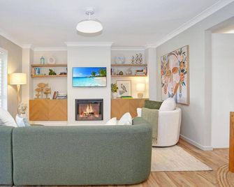 Tilly and Annies Place - Hawks Nest - Sala de estar