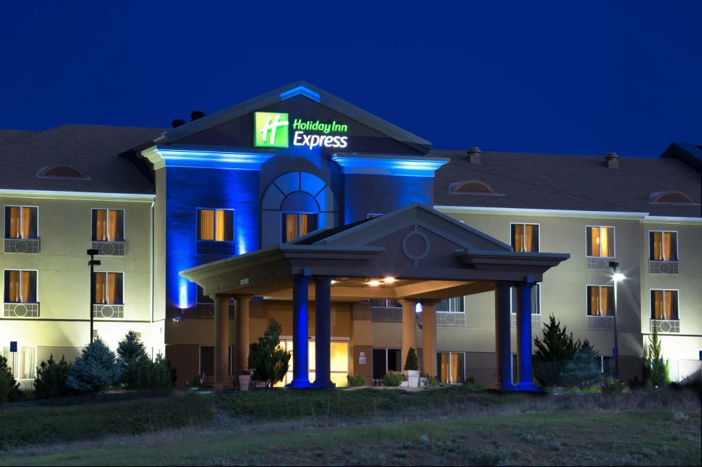 Holiday Inn Express Yreka-Shasta Area By IHG - Yreka - Gebouw