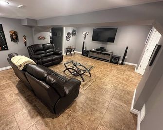 Executive Home - Тіммінс