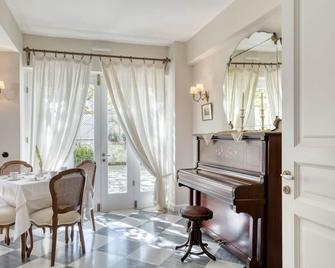 ليتو هوتل - Hydra - غرفة طعام