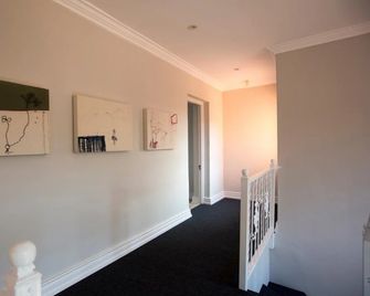 The Tuscany Guesthouse - Wilderness - Pasillo