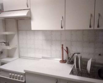 2 bedroom Center in Thessaloniki - Salónica - Cocina