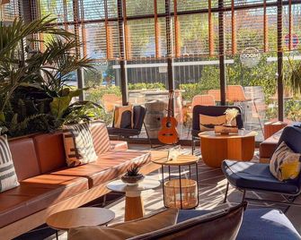 Ibis Lunel Petite Camargue - Lunel - Lounge