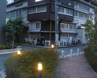 Hotel Meigetsu - Tokyo - Bâtiment