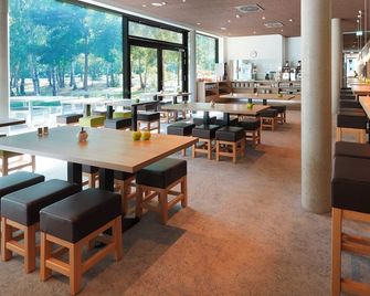 7THINGS - my basic hotel - Bremen - Restaurante