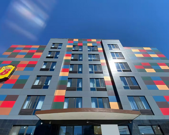 Super 8 by Wyndham Brooklyn Pennsylvania Ave - Brooklyn - Edificio