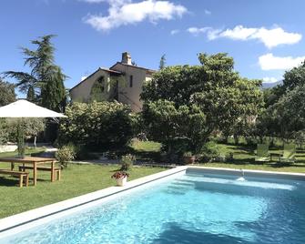 Gîte Lubéron in Bedoin at the foot of Mont Ventoux with superb pool view Ventoux - Bedoin - Piscina