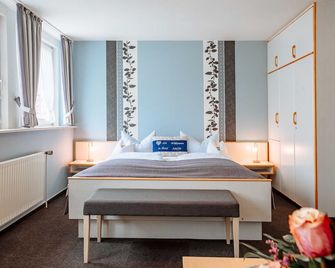 Hotel Schiffer - Bensersiel - Slaapkamer