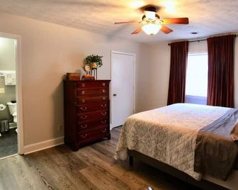 The Lounge - Downtown Chillicothe - Chillicothe - Ložnice