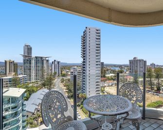 Dorchester on the Beach - Surfers Paradise - Balcón
