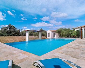 Domaine Des Lucques B&b With Private Inf - Bize Minervois - Zwembad
