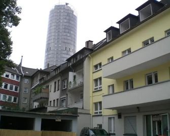 Schoenes Apartment in Essen - Essen - Edificio