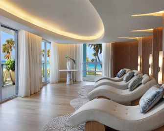 أنداز ميامي بيتش، باي حيات - ميامي بيتش - غرفة معيشة