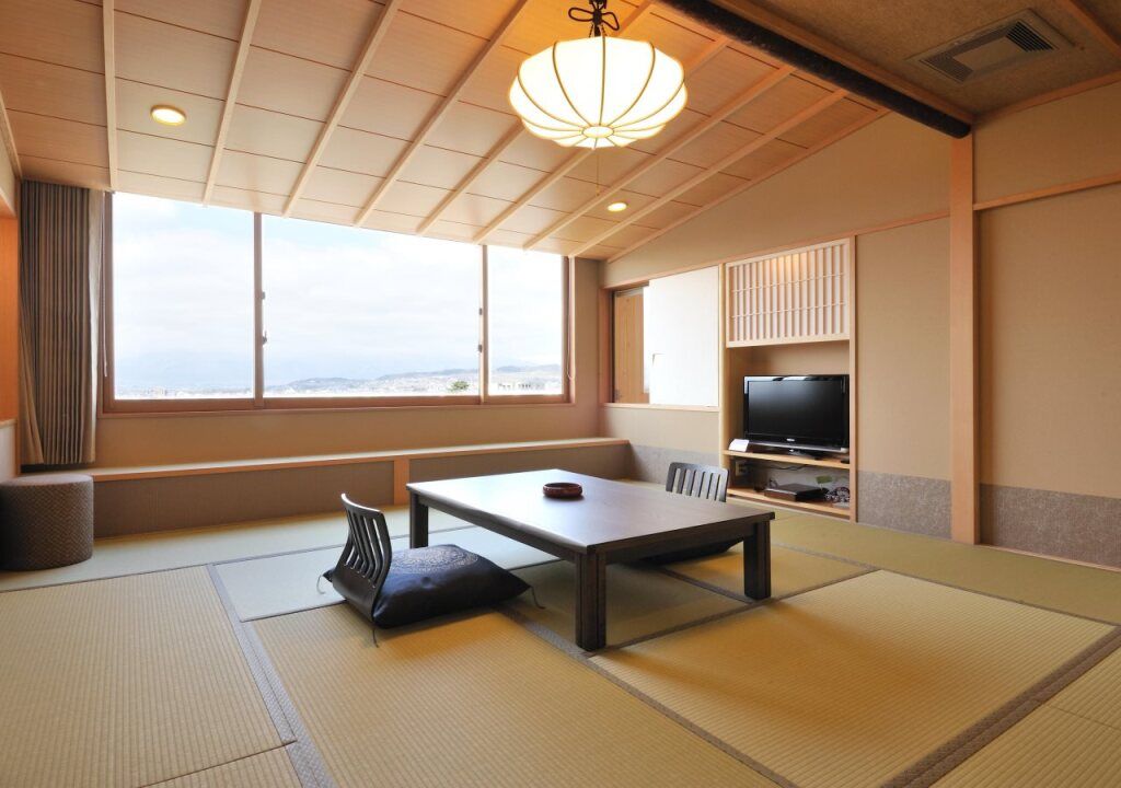 هوتل نيو كوتوبوكي