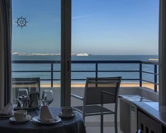 Hotel Puerto Bahía & Spa - El Puerto de Santa María - Balcón