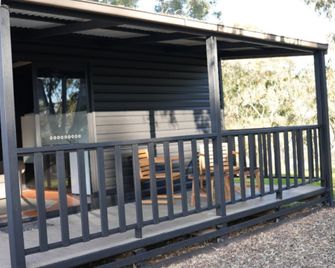 Stawell Grampians Gate C & C Park - Stawell - Патіо