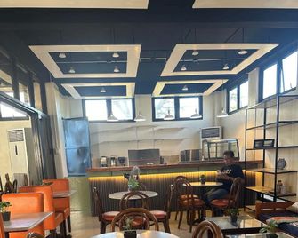 Sunnyside Hotel - Santo Tomas - Restaurante