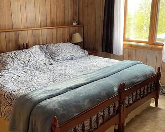 On the Edge of Fundy Private Cottage Getaway - Centreville - Habitación
