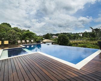 Pousada Chão de Minas - Ouro Preto - Pileta