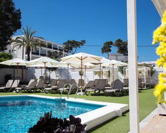 Casual Bahia Ibiza - San Antonio de Portmany - Pileta