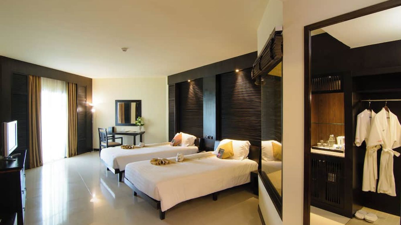 The Nouveau Chumphon Beach Resort And Golf