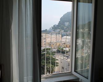 Esperia - Capri - Balcony