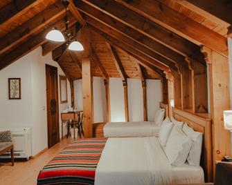 Hotel Argjiro - Gjirokastra - Habitación