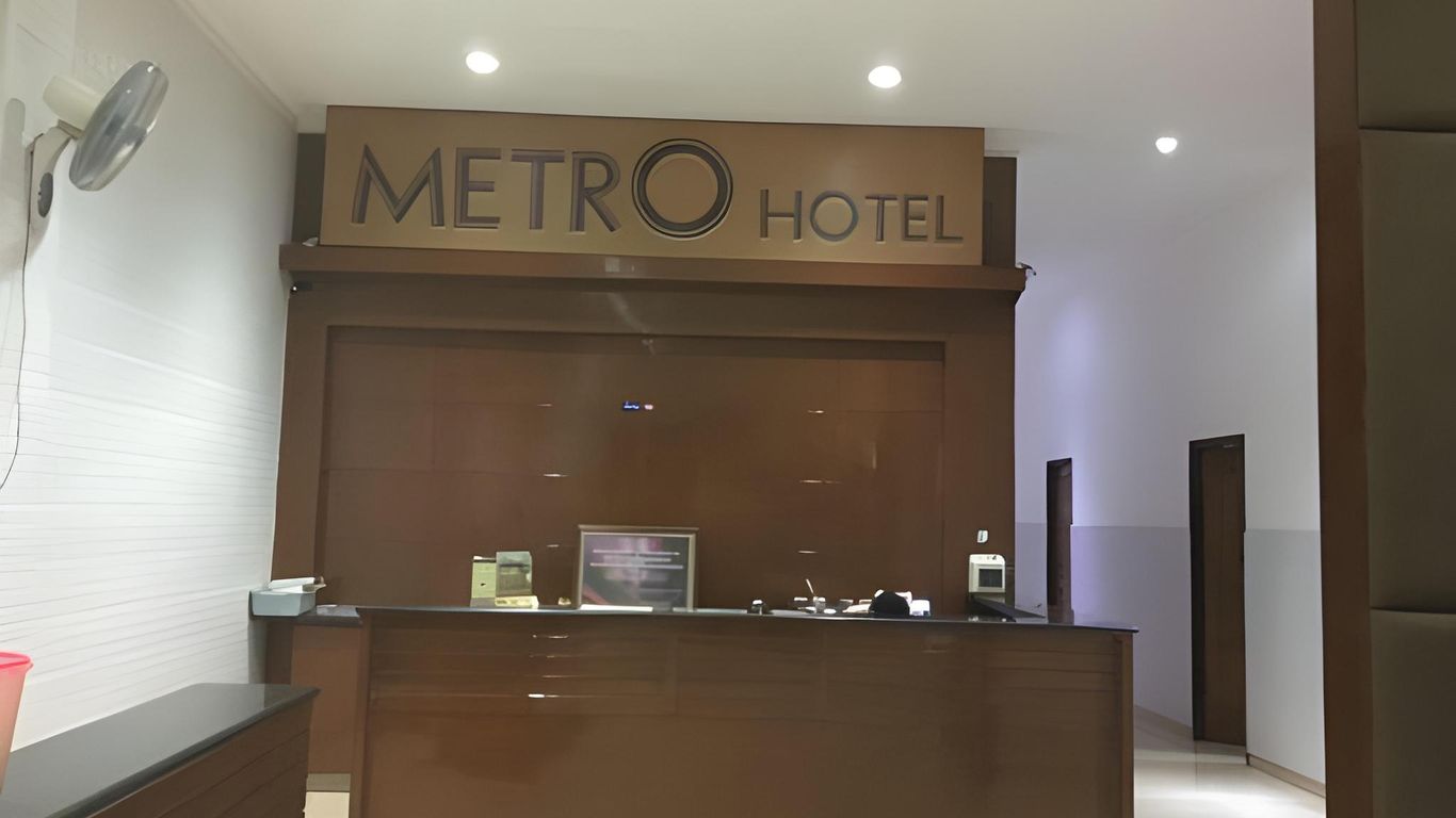 Metro Hotel