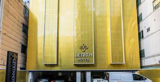 Lenith Hotel - פוסן