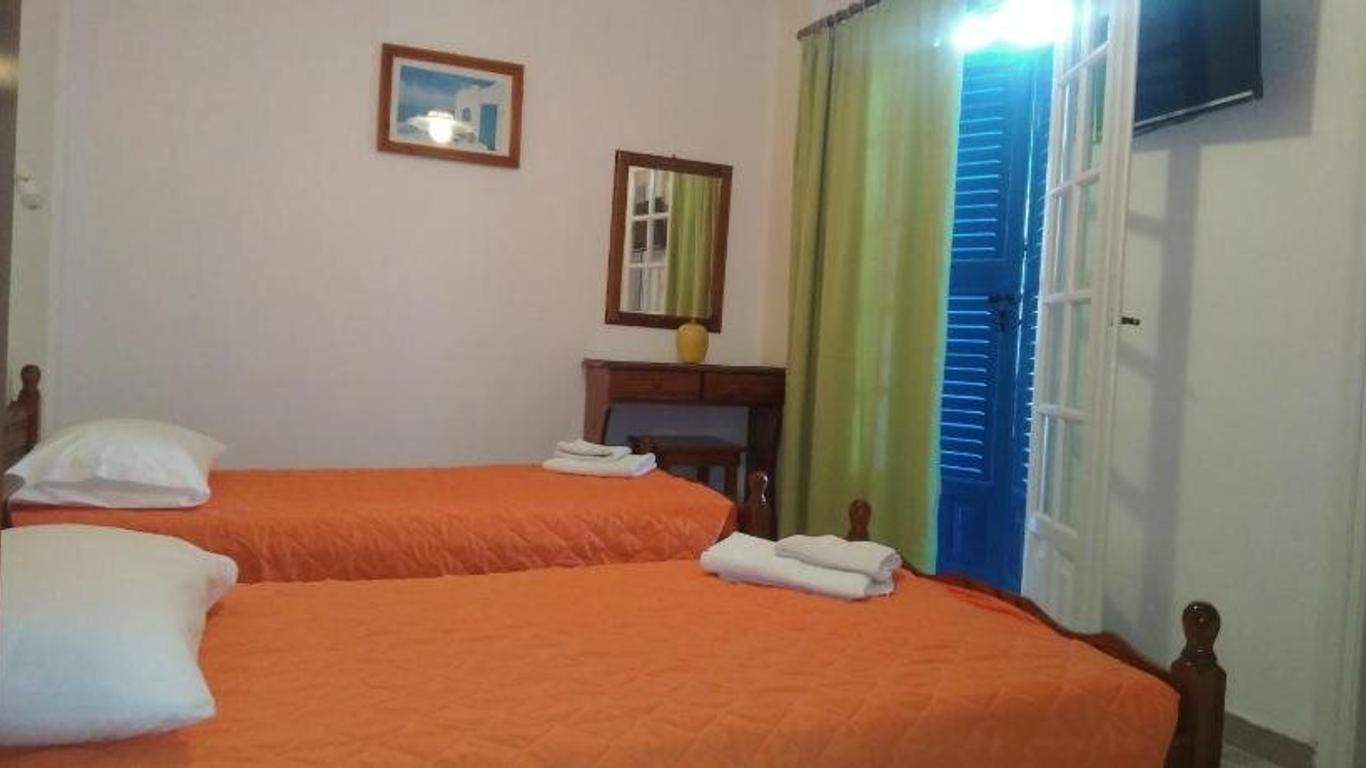 Anna Maria Rooms Santorini