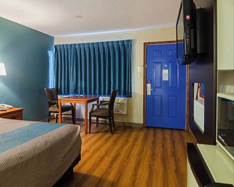 Motel 6 Portland Downtown - Portland