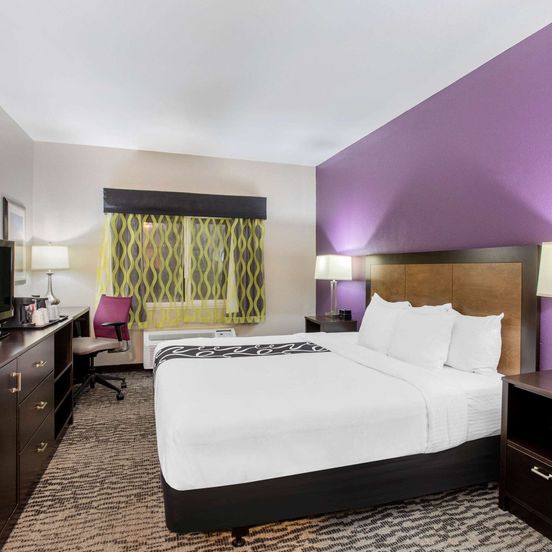 La Quinta Inn by Wyndham Livermore image 1