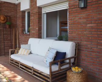 20 minutes from Barcelona on the coast - Caldes d'Estrac - Patio