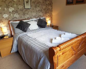 Lilyoak Bed & Breakfast And Self Catering Apartment - Insch - Bedroom