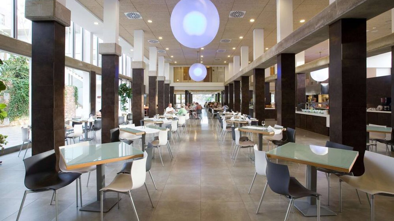 R2 Romantic Fantasia Suites - Adults Only