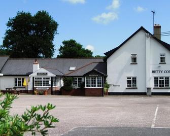 Betty Cottles Inn - Okehampton - Edificio