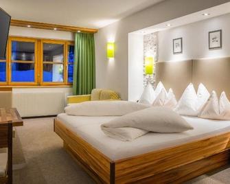 Pension Juliana - Lech am Arlberg - Makuuhuone