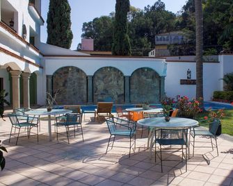 Hotel Mythos - Tepoztlan - Innenhof