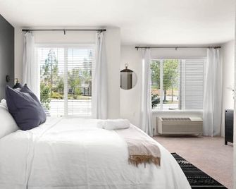 The Sutter | Private Studio in Paradise - Paradise