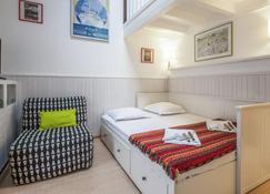 Studio Loquin - Welkeys - Saint-Jean-de-Luz - Bedroom